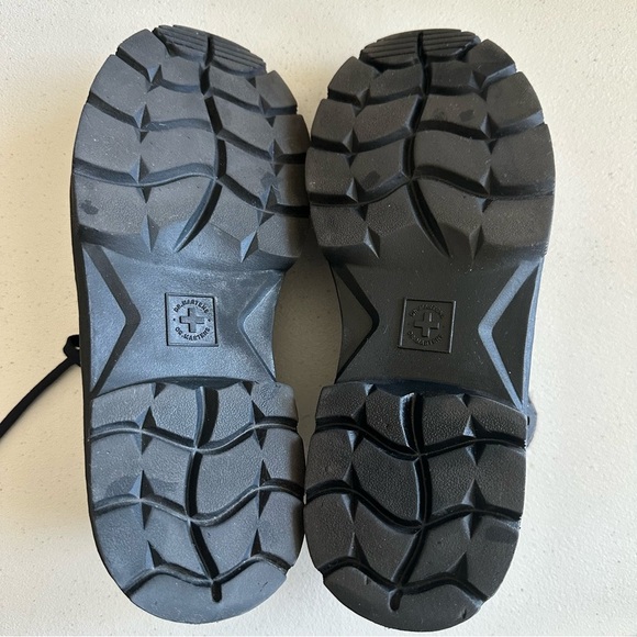 Dr martens harrisland men’s black leather lace up ankle boots - Picture 9 of 10